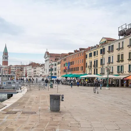 Ca' Gritti By Venicevillas Venise